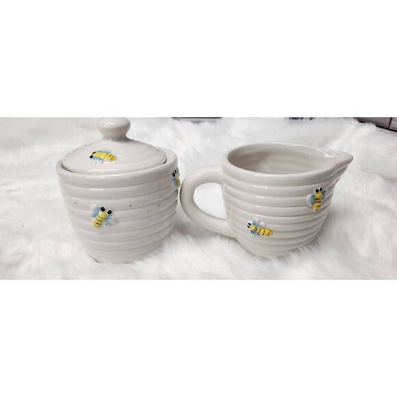Honey Bee Ceramic Cream and Sugar Set Home Essentials - Picture 6 of 11